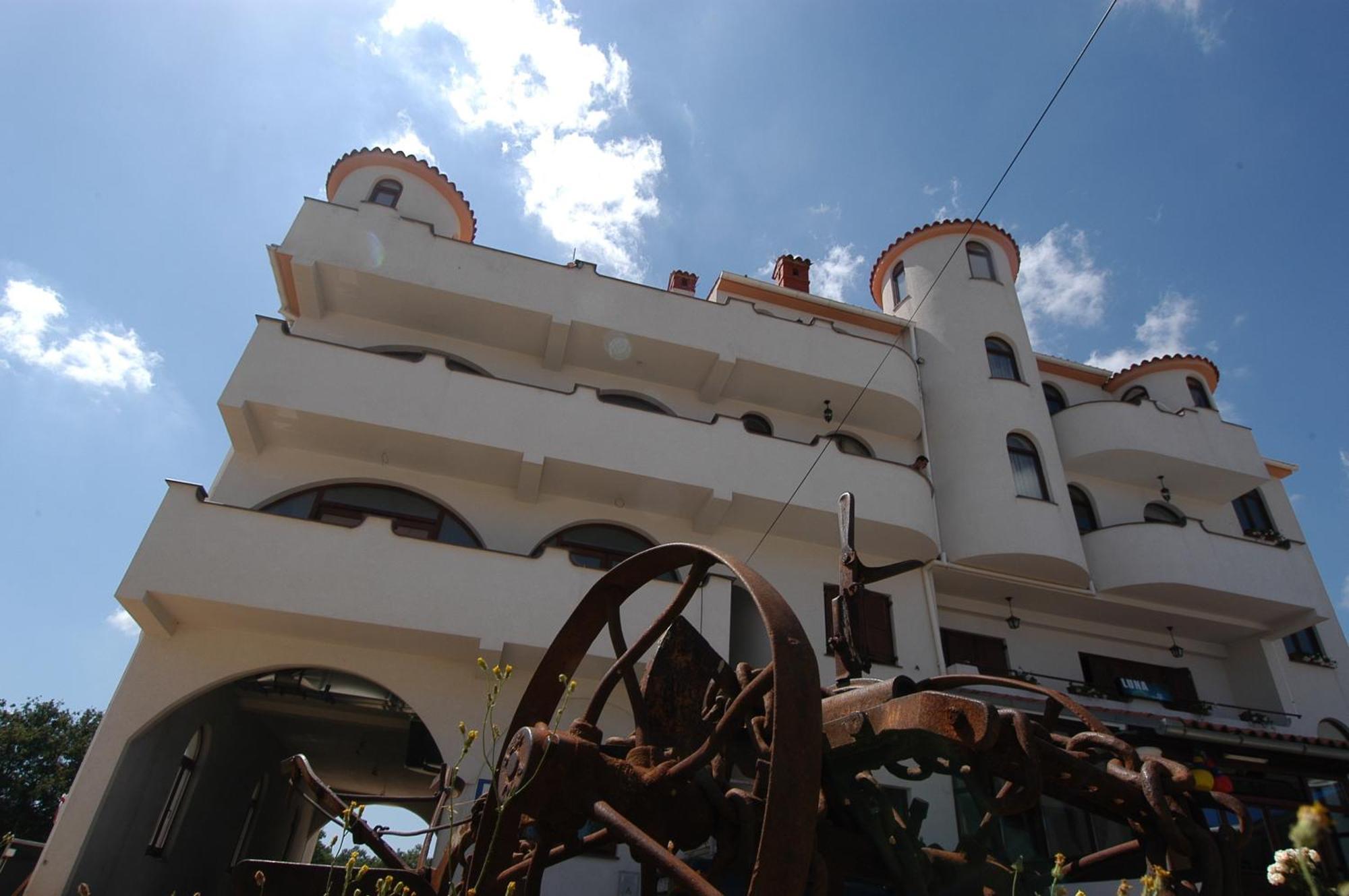 Luna Sol 3* Krnica